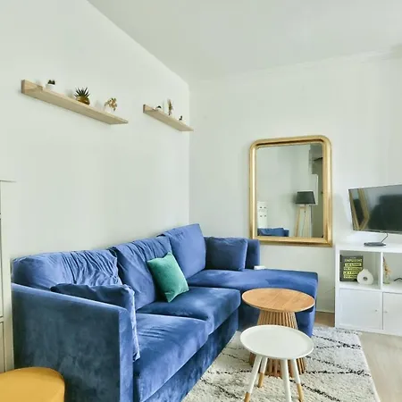 Appartamento Pretty 24 M Near Batignolles Parigi